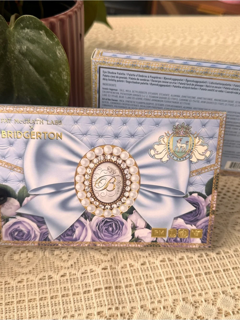 Pat McGrath Labs x Bridgerton “Diamond of the First Water” Eye Shadow Palette - Picture 1 of 4